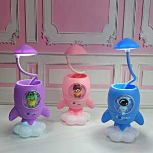 چراغ مطالعه موشک فضایی