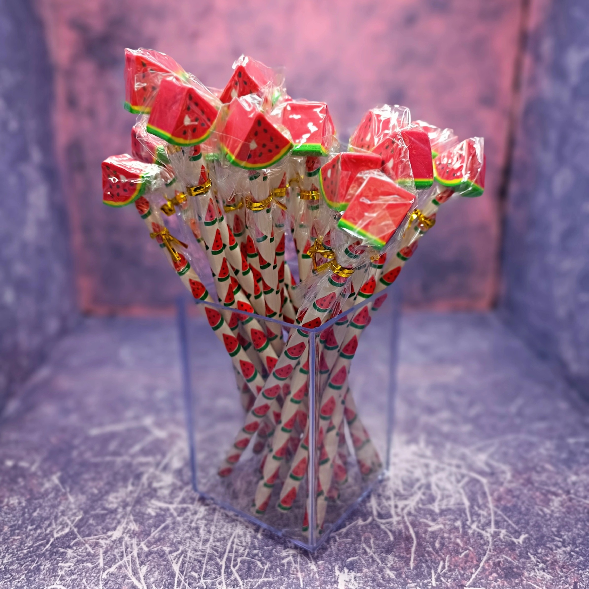 مداد یلدایی با پاک کن هندوانه