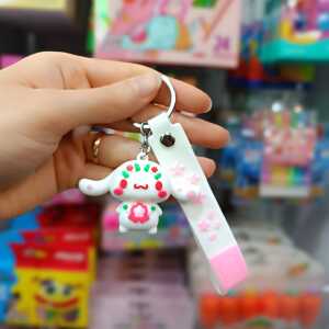 Alternative view of جاسویبچی سیلیکونی کرومی و دوستان