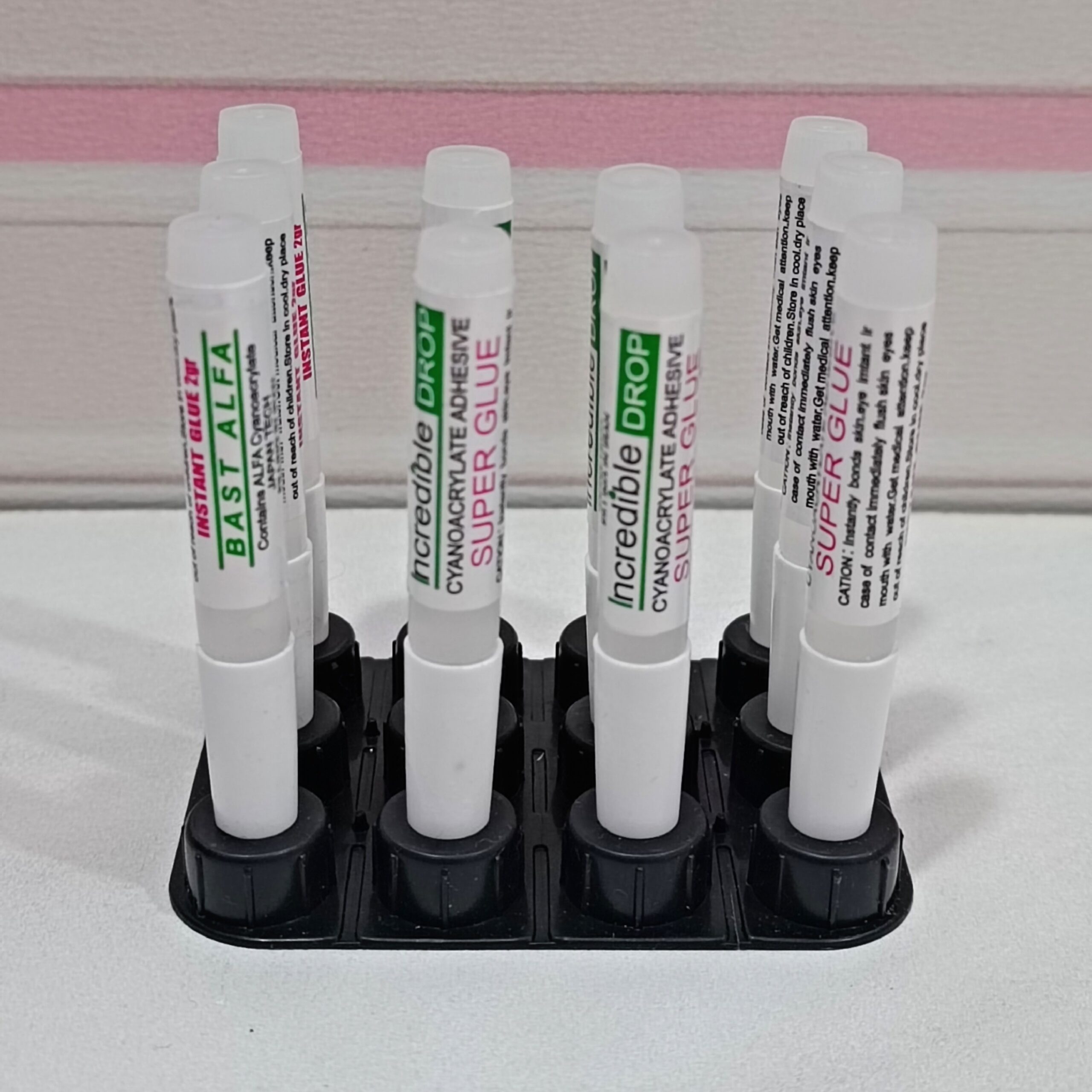 چسب قطره ایی