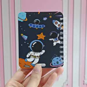 Alternative view of دفترچه سیمی مینی فضانورد