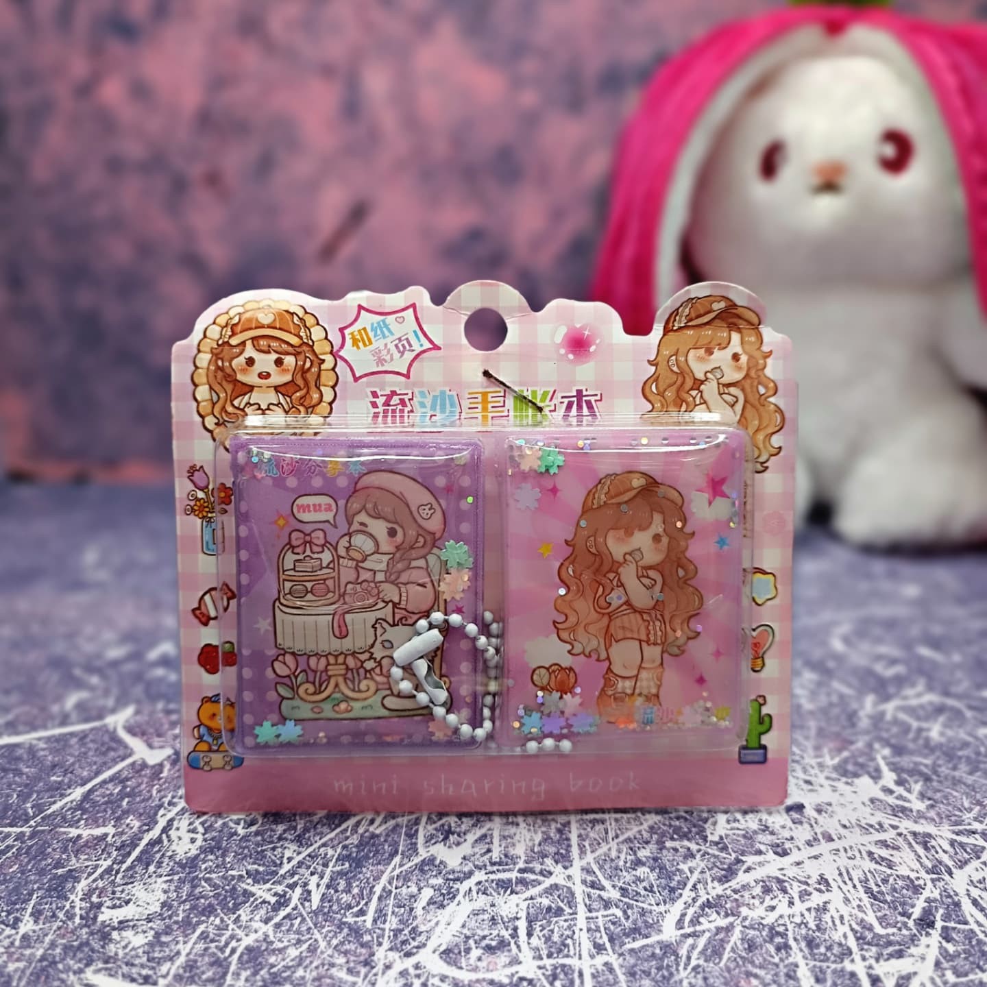 دفترچه آکواریومی داخل استیکر کرومی و دختر