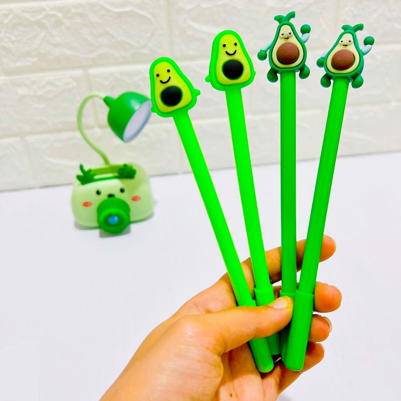 روان نویس فانتزی طرح آووکادو